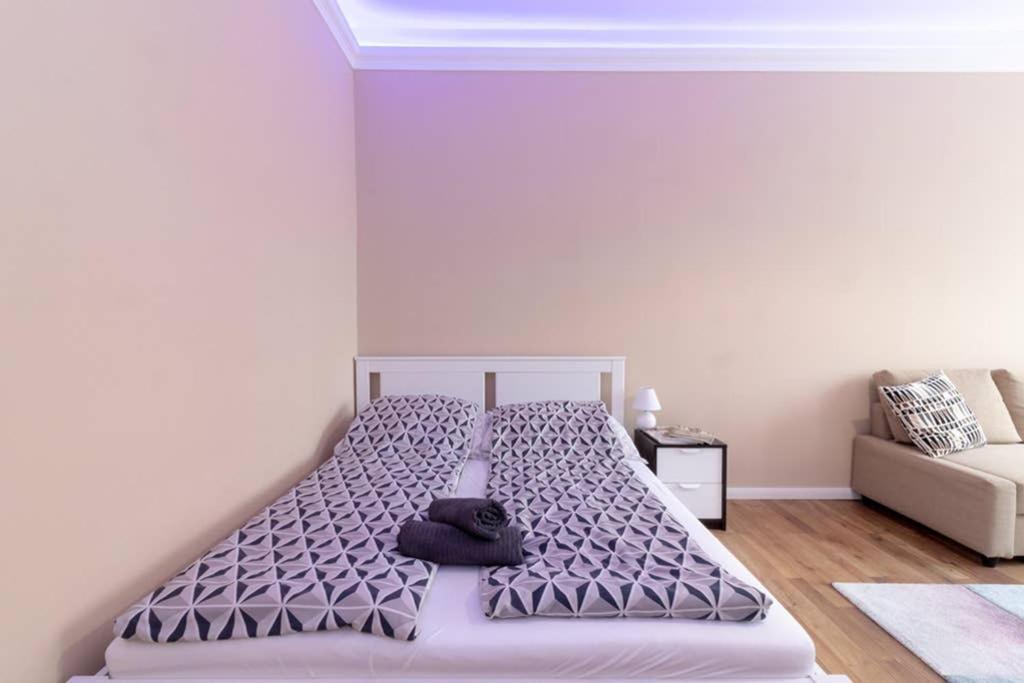 Nice And Cozy Apartment Next To The Parliament Budapest Exterior photo