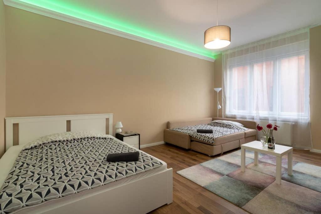 Nice And Cozy Apartment Next To The Parliament Budapest Exterior photo
