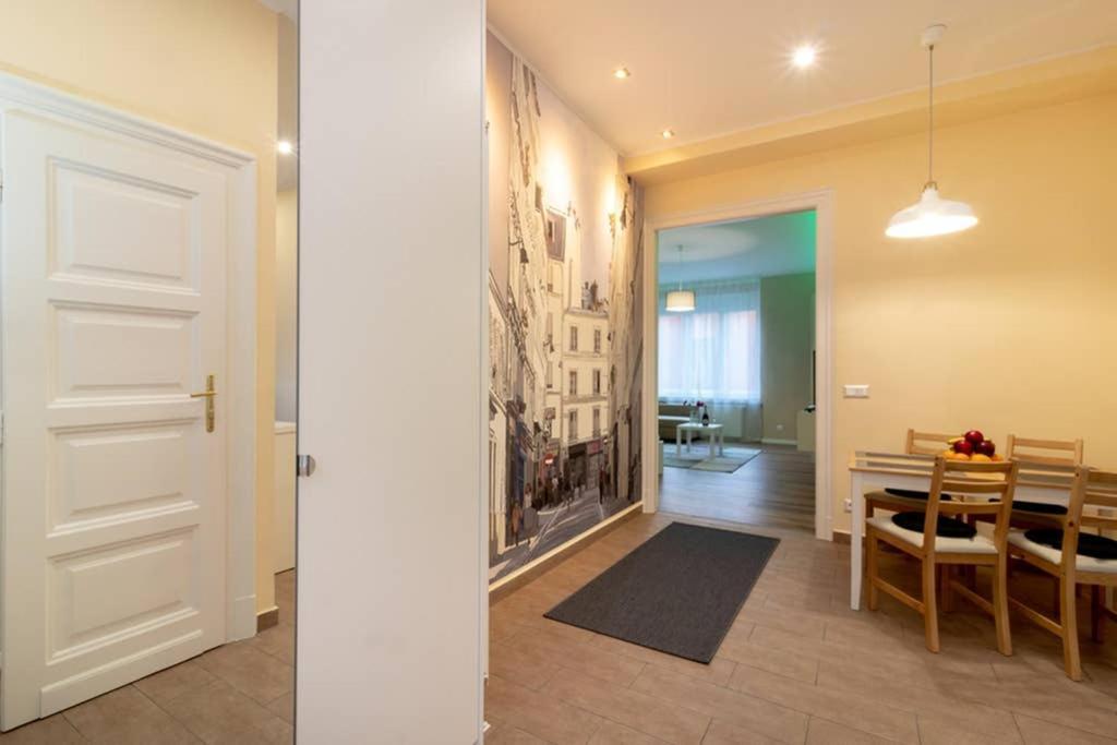 Nice And Cozy Apartment Next To The Parliament Budapest Exterior photo